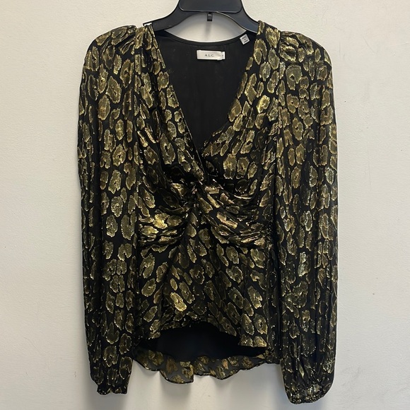 A.L.C. Logan metallic twist top - Picture 4 of 10